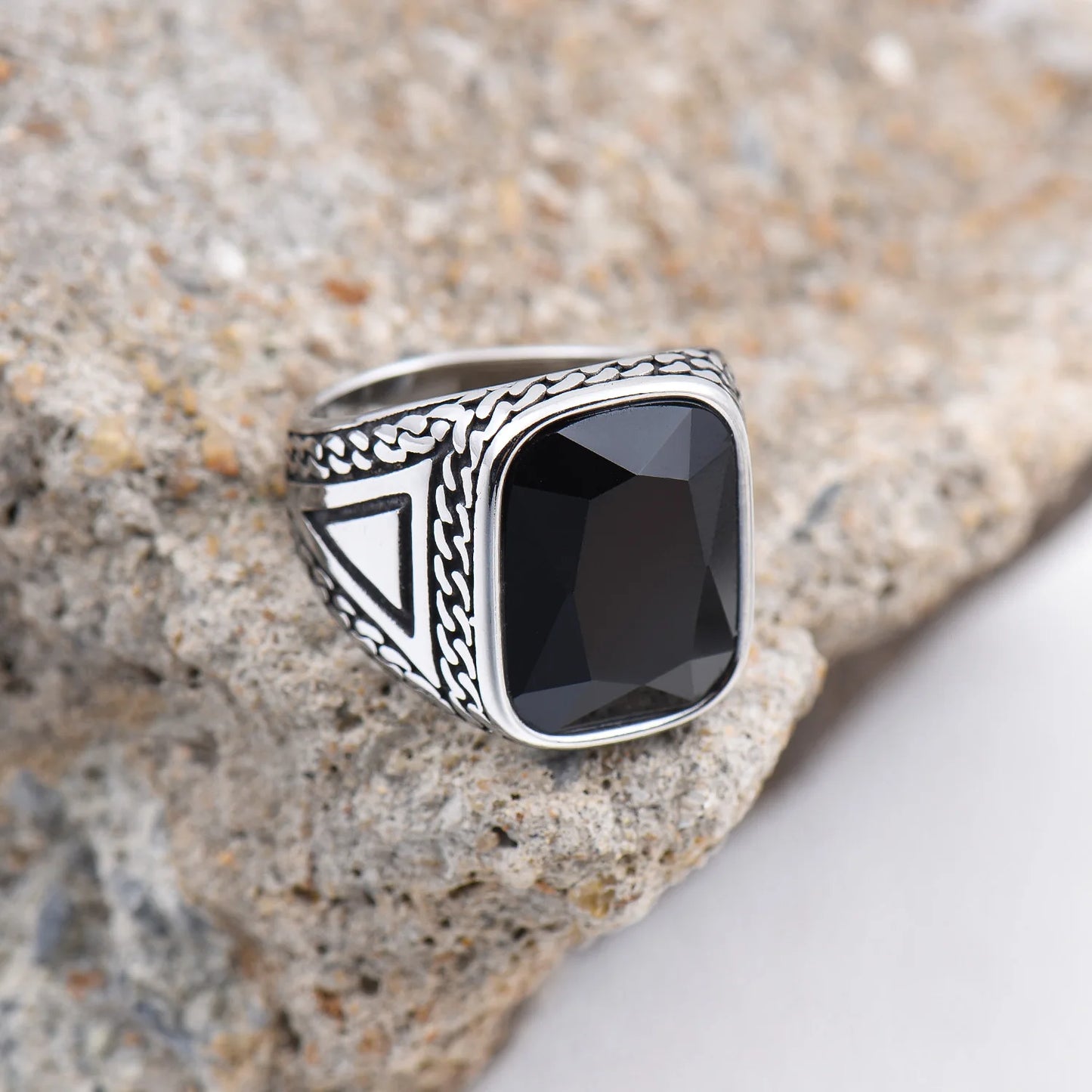 Lenux Rings