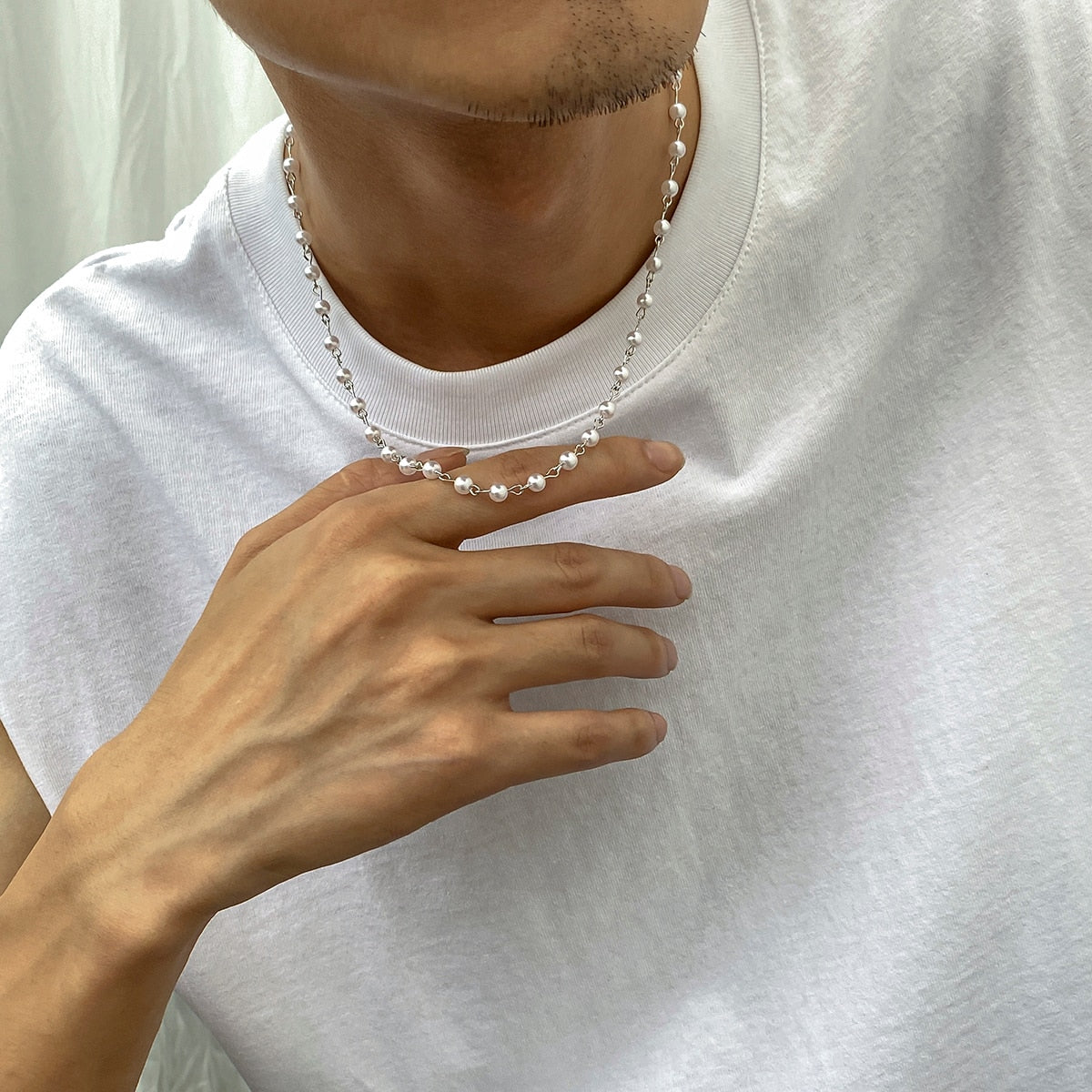 Small Pearl Beads Necklace