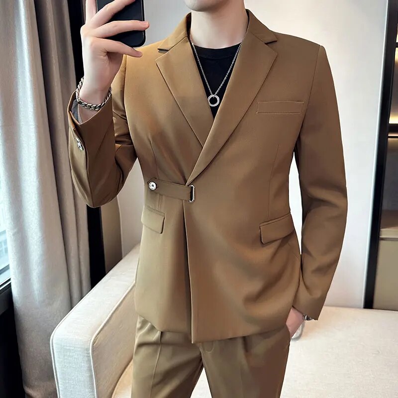 Banquet Single Breasted Casual Suit