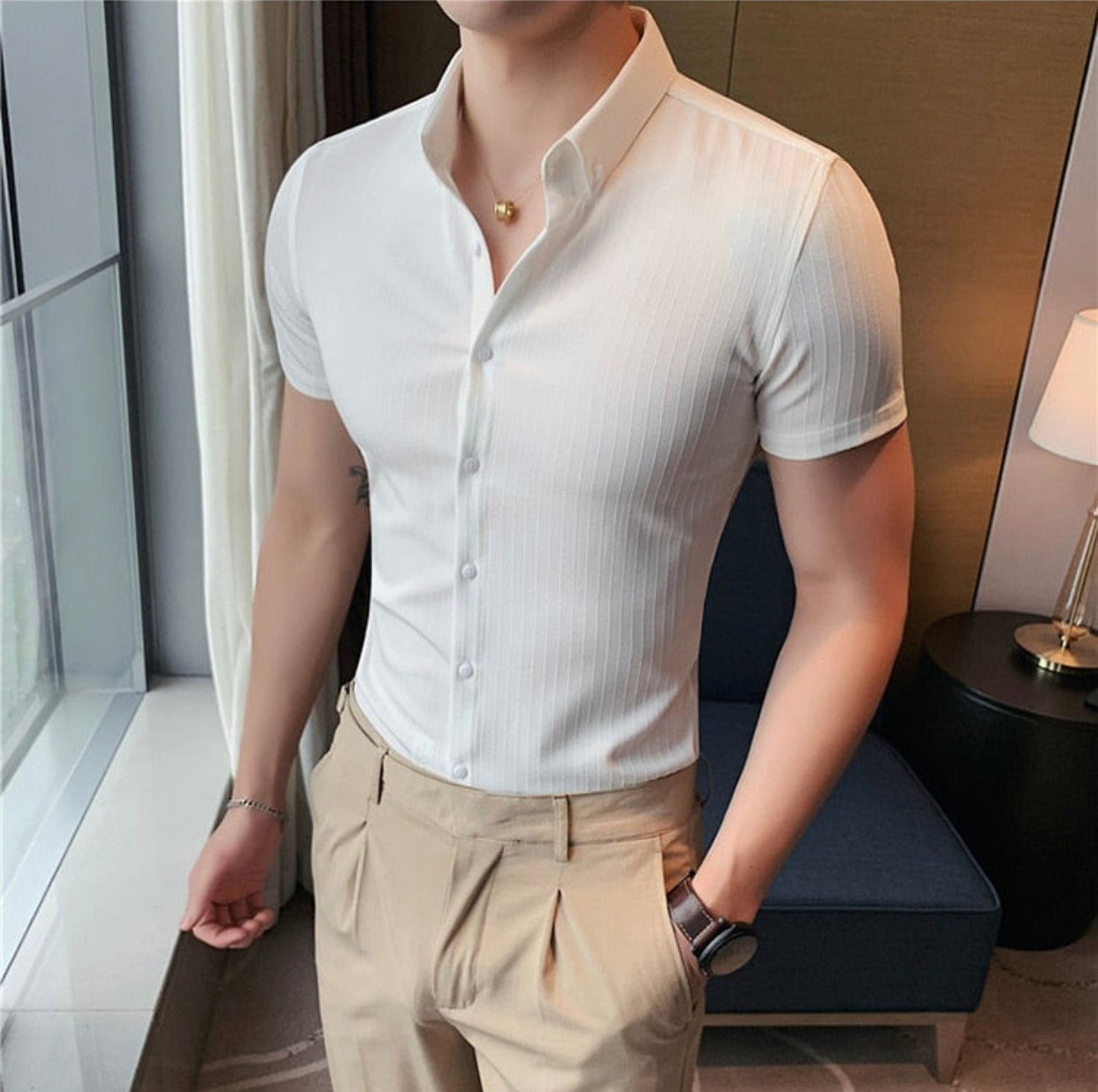 Men Striped Slim-fit Short Sleeve Shirts