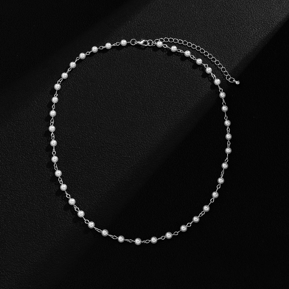 Small Pearl Beads Necklace
